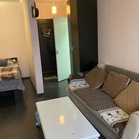 Dirsi Appartement Tbilisi Buitenkant foto