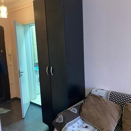 Dirsi Appartement Tbilisi Buitenkant foto